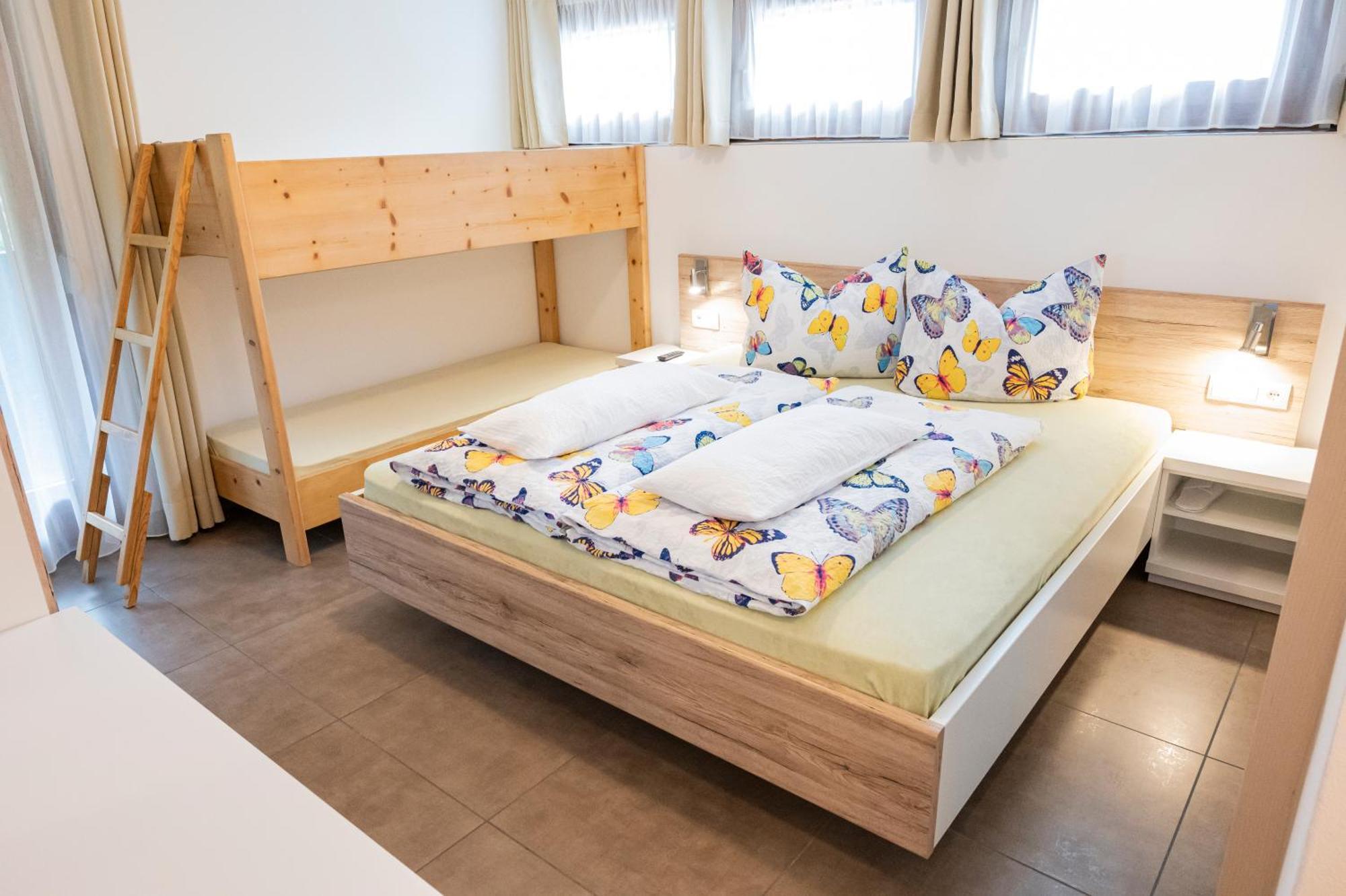 Garni Birkenau Hotel San Martino In Passiria  ภายนอก รูปภาพ